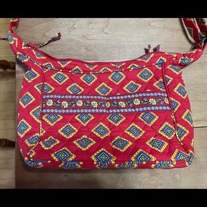 Vera Bradley cross body bag - Villa Red - EUC